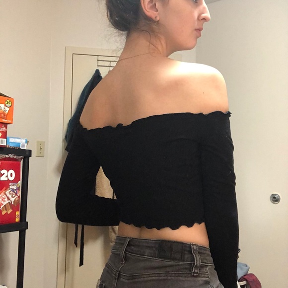 Garage lettuce edge off the shoulder top - Picture 2 of 2